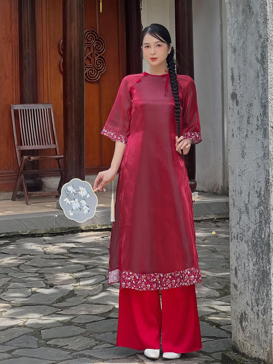 Áo dài Ladyfashion AD063 phối hoa nhí hiện đại 4 tà cao cấp
