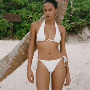 Bikini with decorative ring