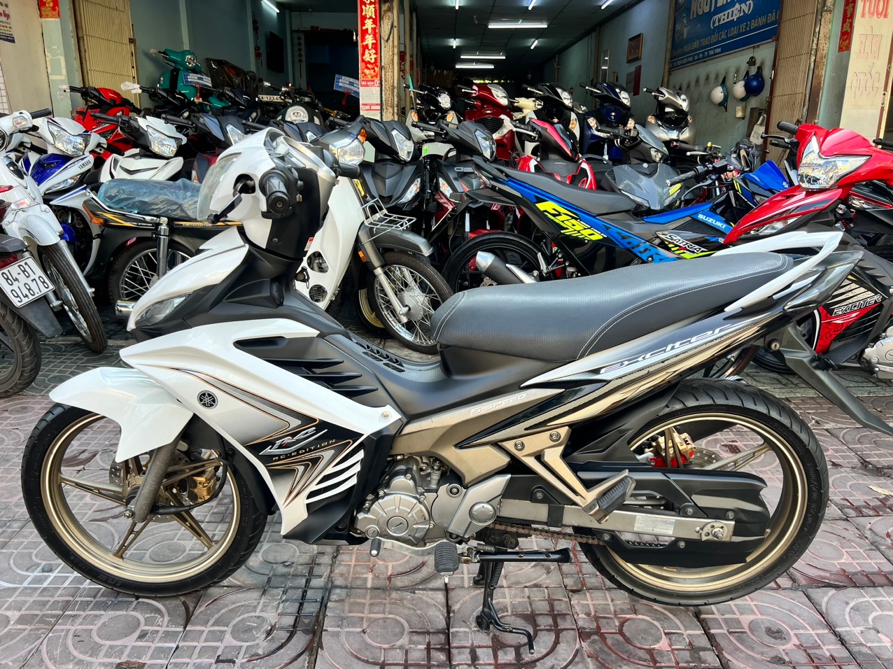 Ex135 đời 2011 hàng bỏ mẫu đi đúng 15.147 cây số con rất đẹp