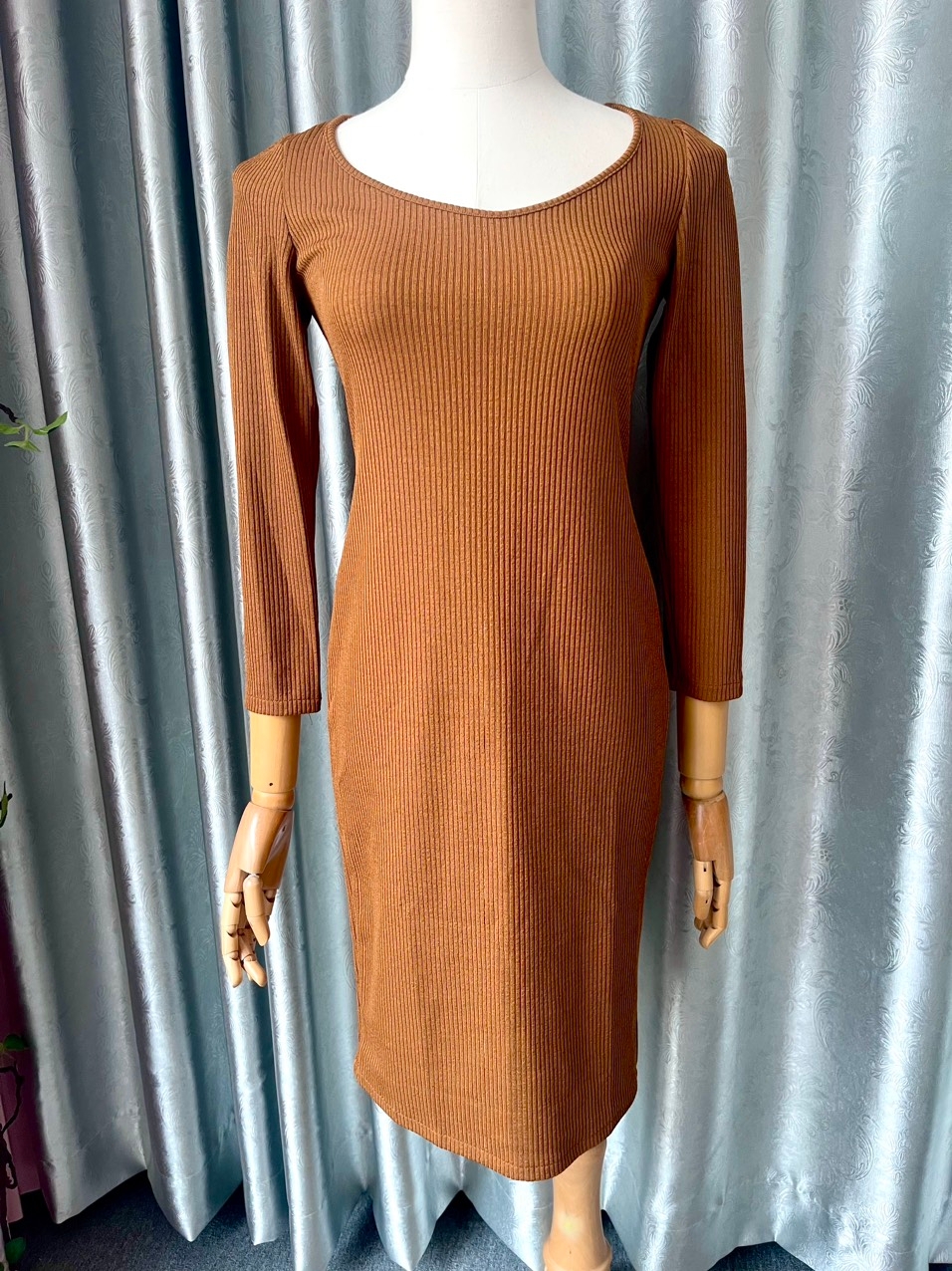 Đầm Body Len Tăm Tay Dài