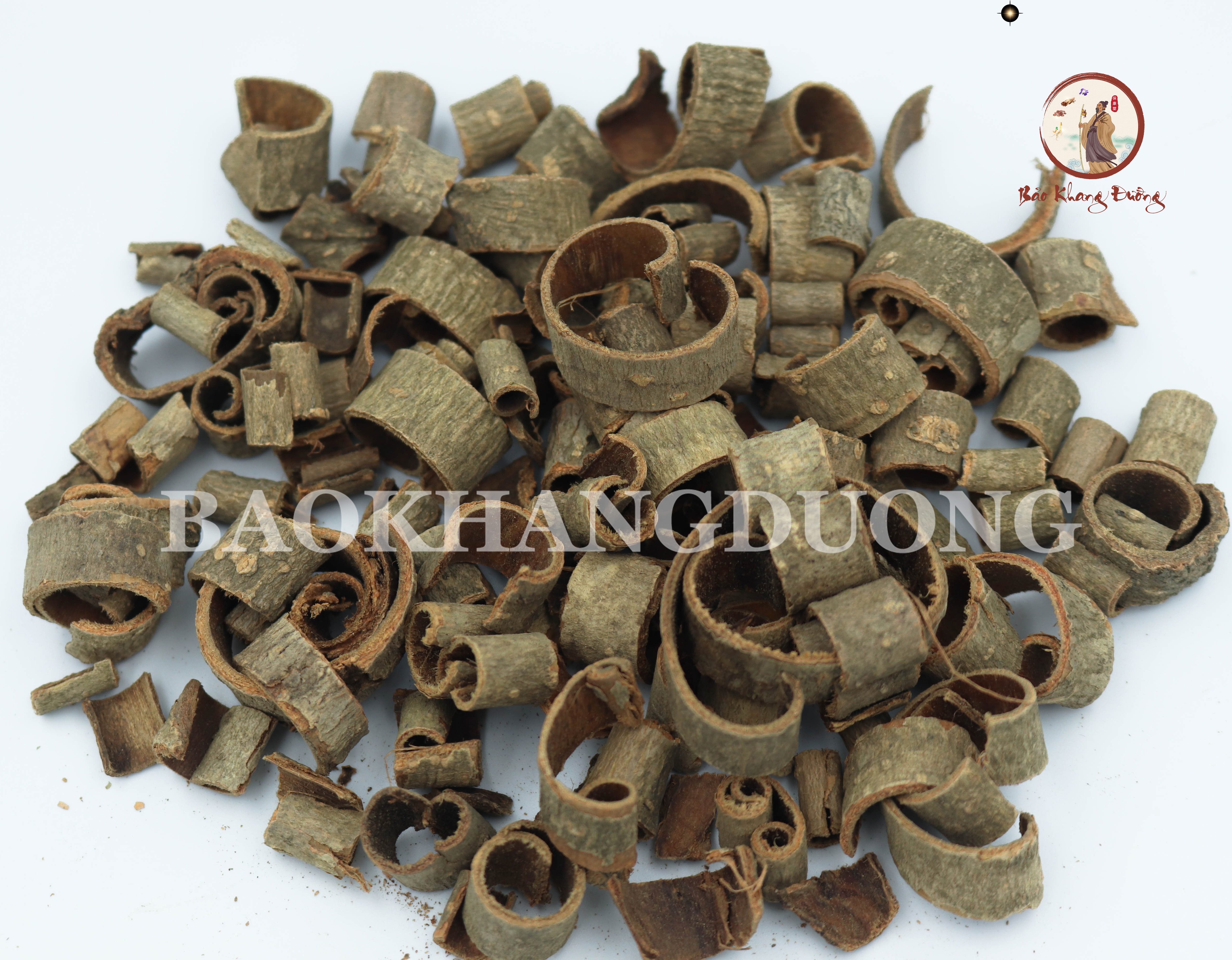 DƯỢC LIỆU HẬU PHÁC - 厚朴 (Hou po)