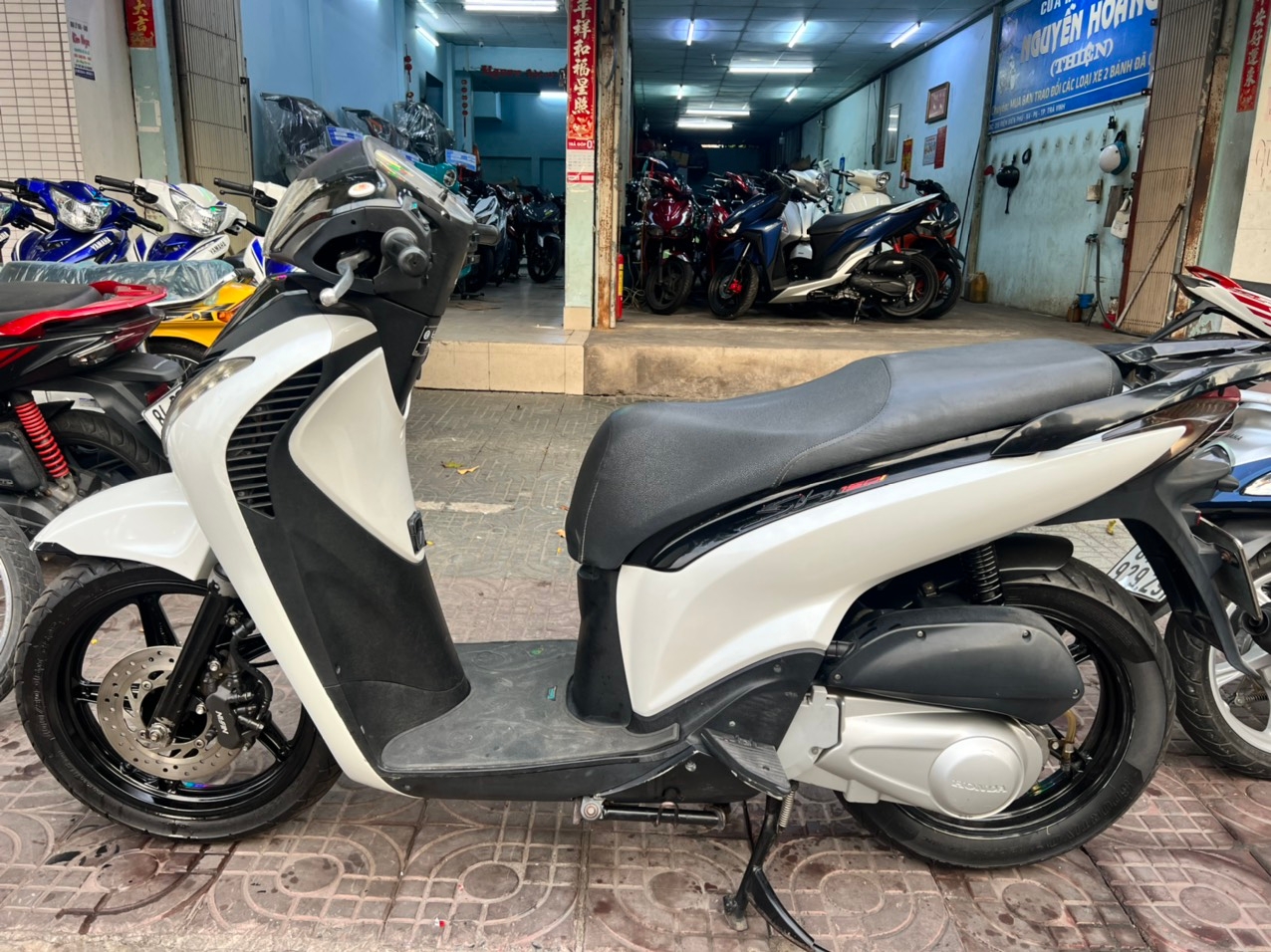 SH150i nhập Ý