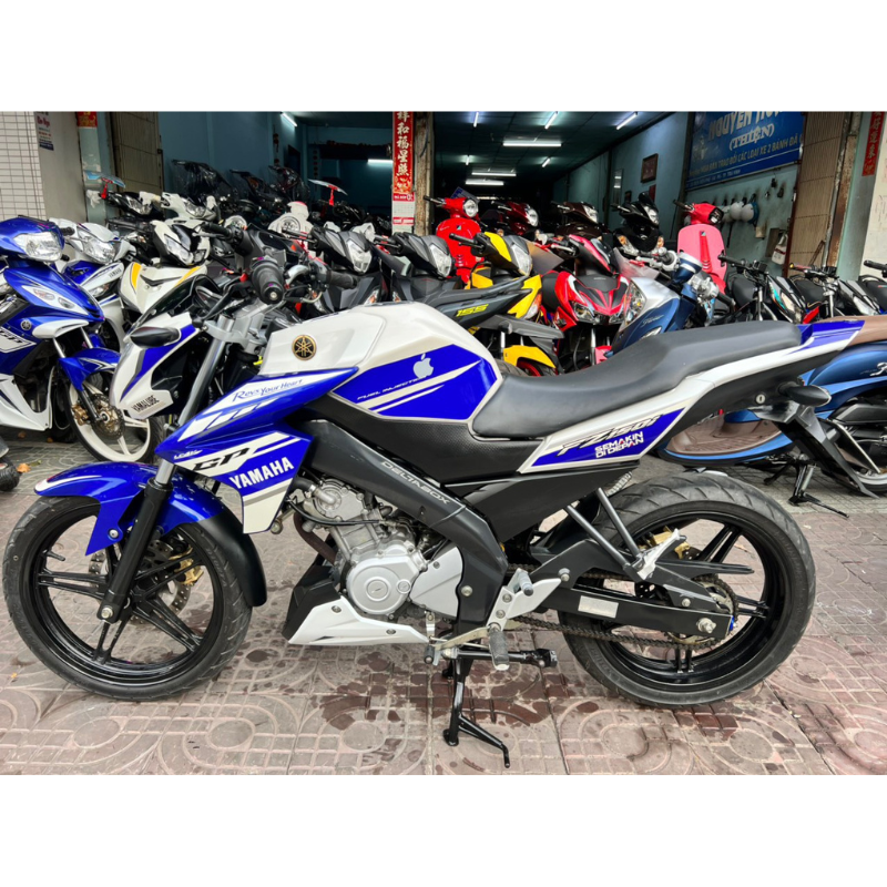 FZ150 xanh GP 2015