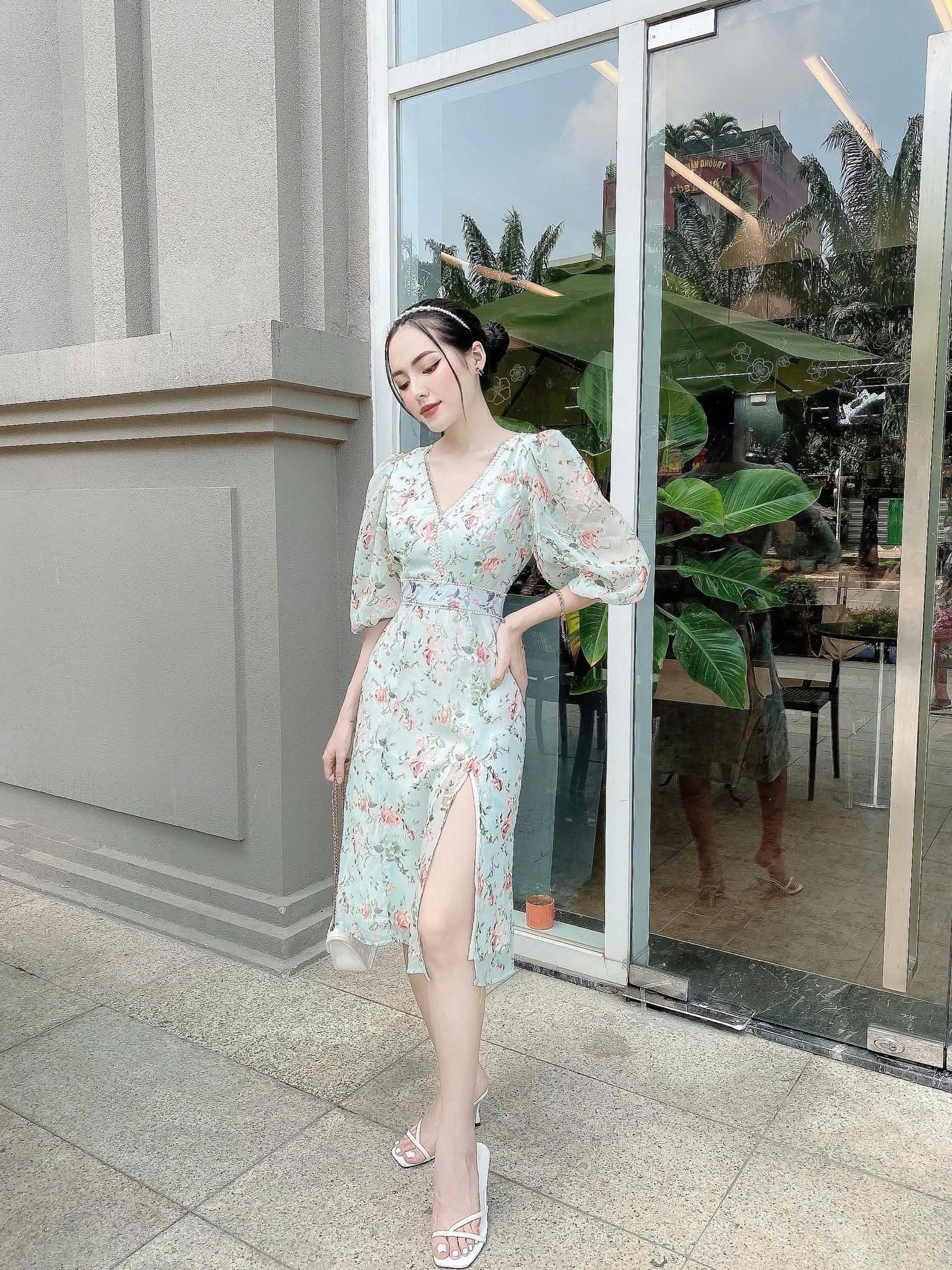 Đầm Maxi Cổ Chữ V Thanh Lịch - LN107