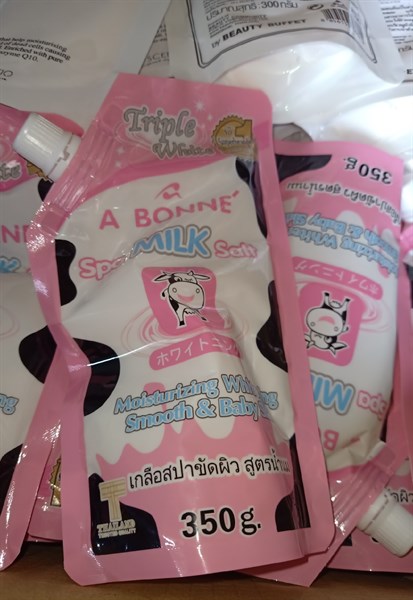 Muối Tắm Sữa Bò Tẩy Tế Bào Chết A Bonne Spa Milk Salt Thái Lan (350g/Túi)
