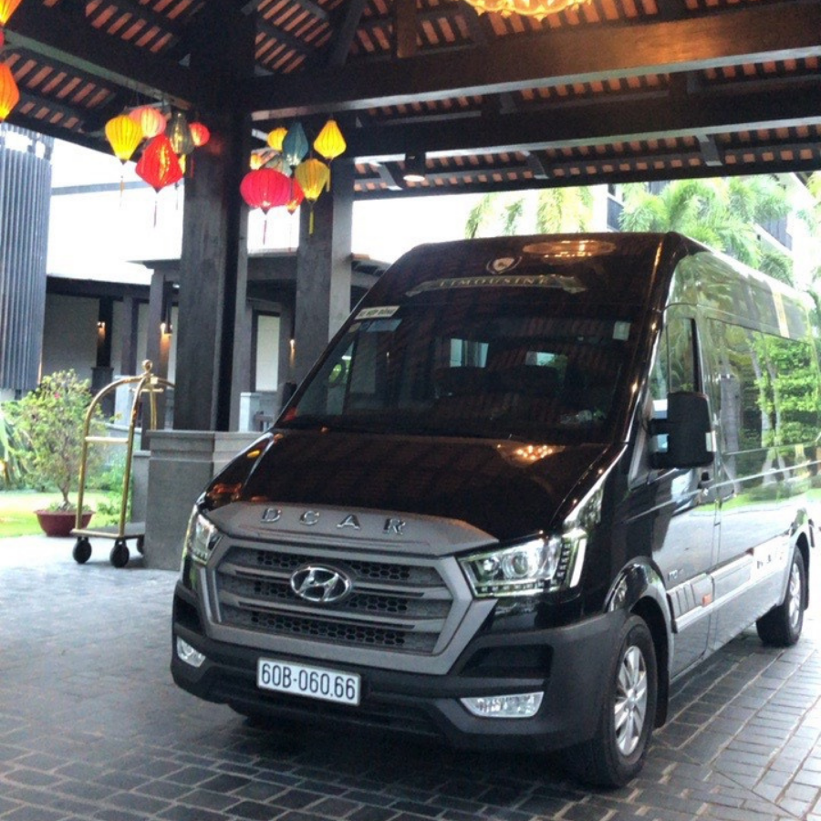 Thuê Xe 10 chỗ Limousine