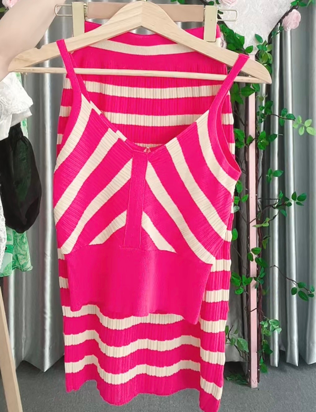 Đầm Body Bản To 2 Dây