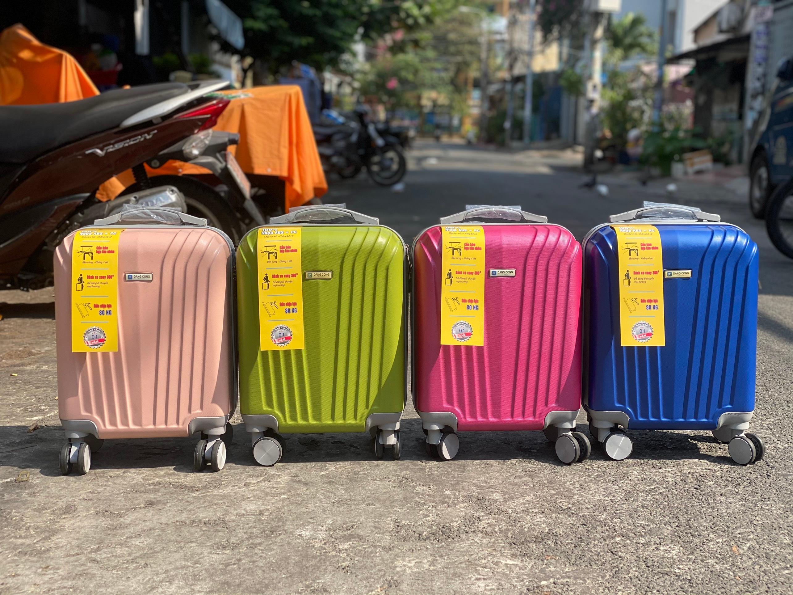 VALI MẪU 899 - TIỆN LỢI VỚI 4 SIZE (16/20/24/28). VỚI THIẾT KẾ SANG TRỌNG, ĐỦ MẦU CHO KHÁCH HÀNG LƯẠ CHỌN