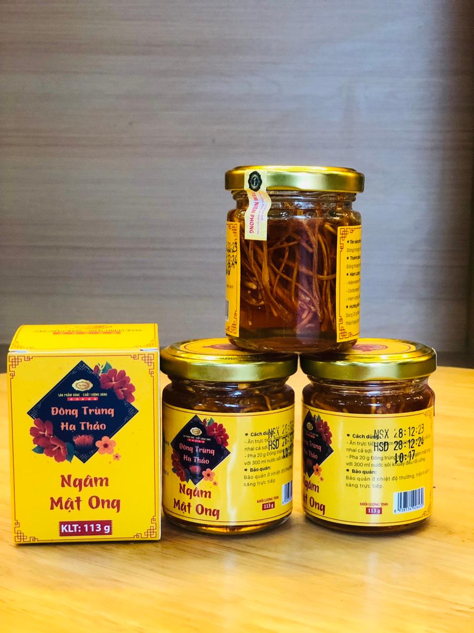 Đông trùng hạ thảo ngâm mật ong 