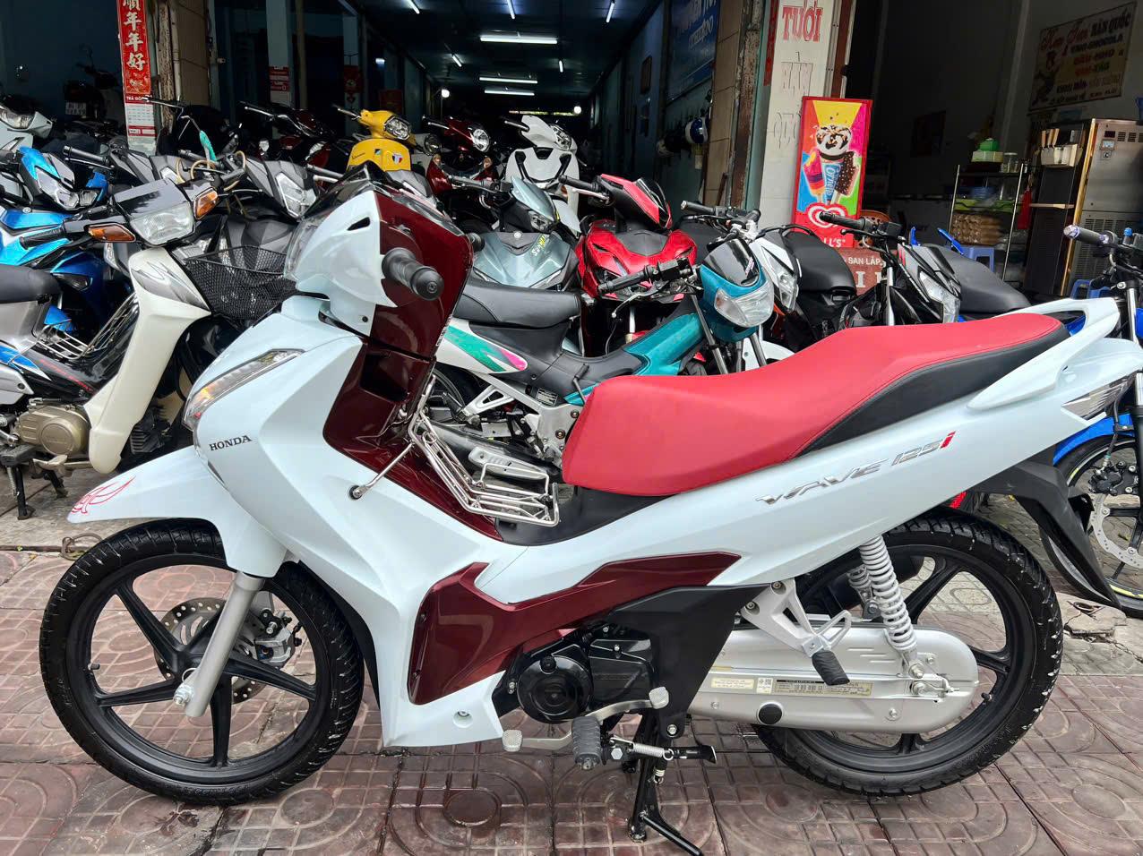 WAVE125i