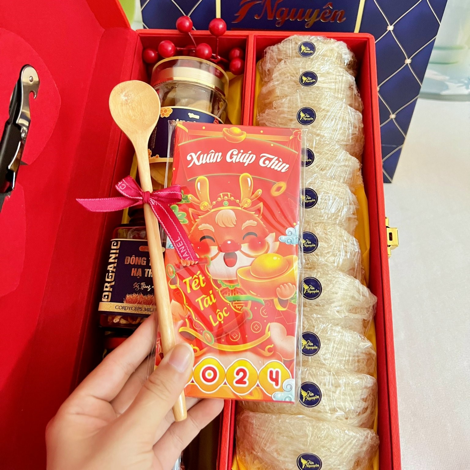 HỘP QUÀ HẠNH PHÚC