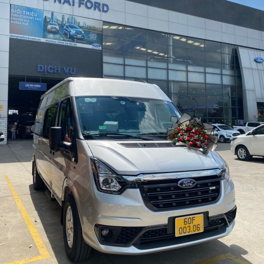 Thuê  Xe 16 chỗ Ford Transit -