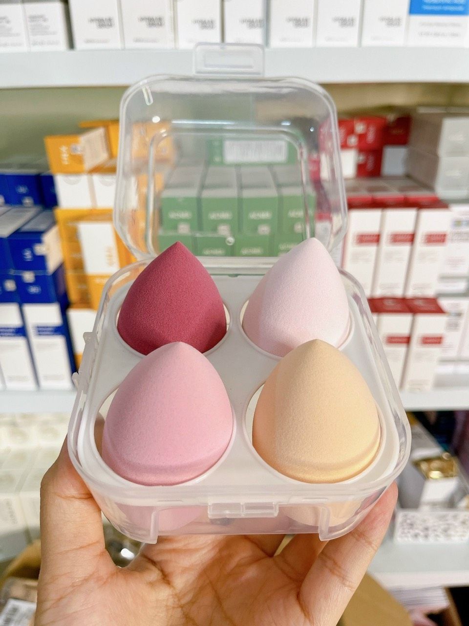 Set 4 Mút Tán Kem Nền Trang Điểm Tiện Dụng