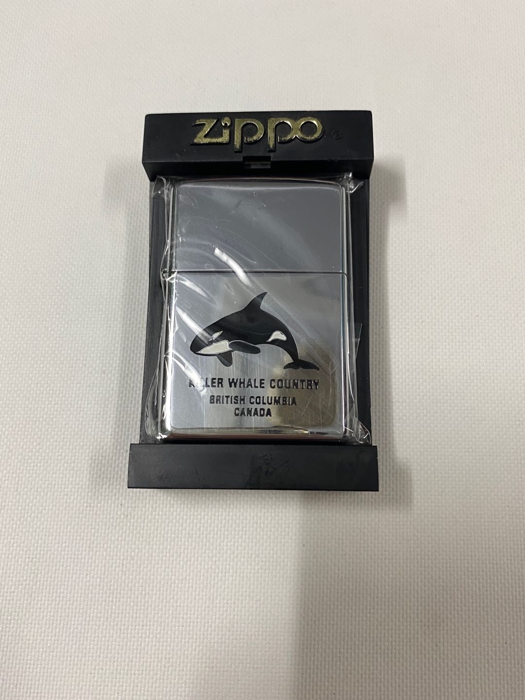 Zippo Canada Chrome HP 2002 chính hãng 