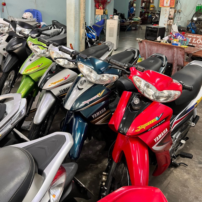 Jupiter V đời 2004-2005 